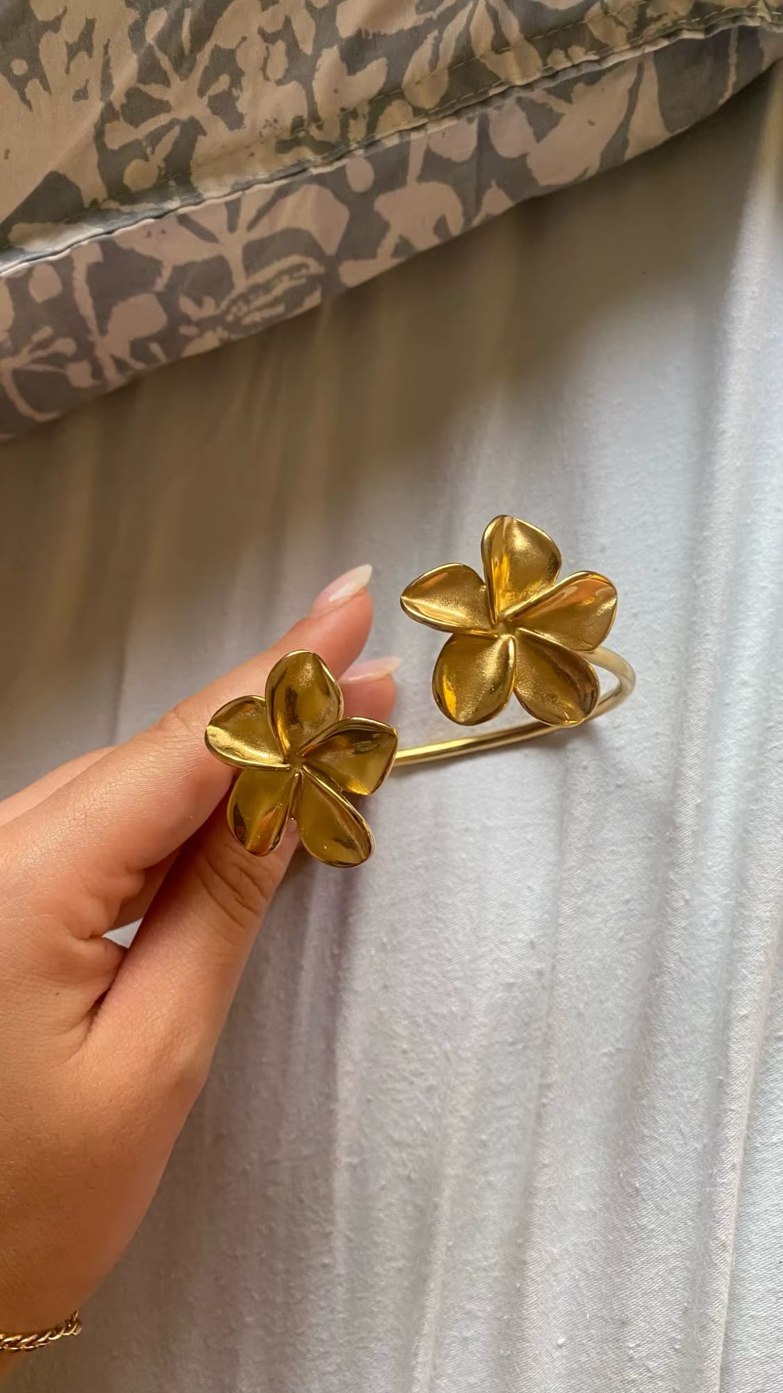 Golden Flower Bracelet