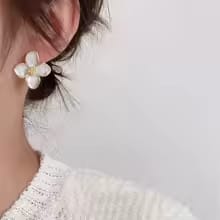 Pedal Earring