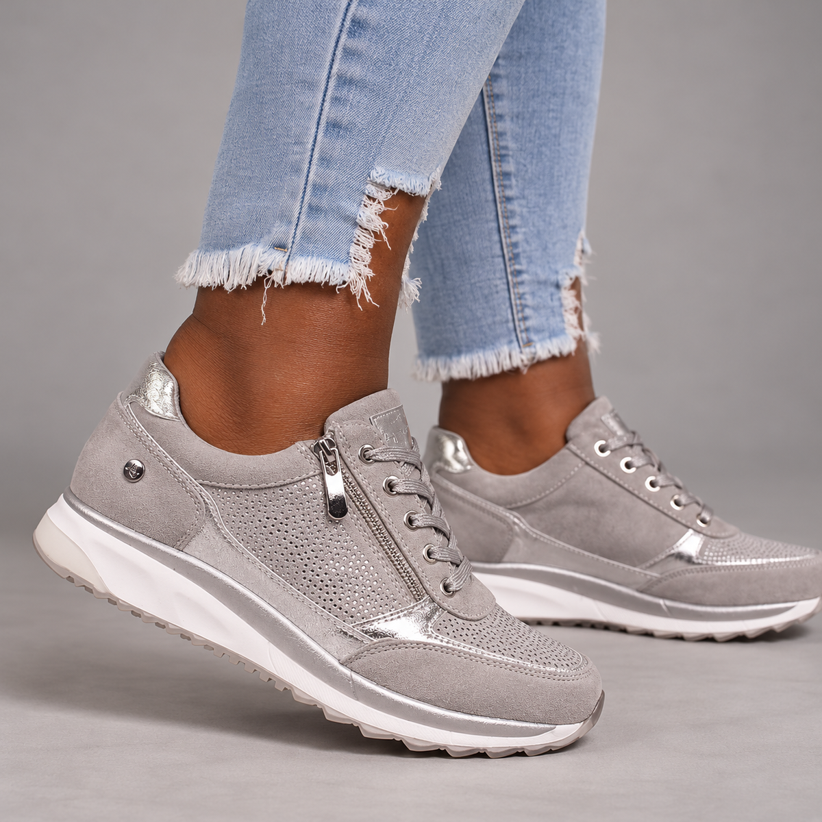 Martina | Comfortable Zip-Up Sneakers