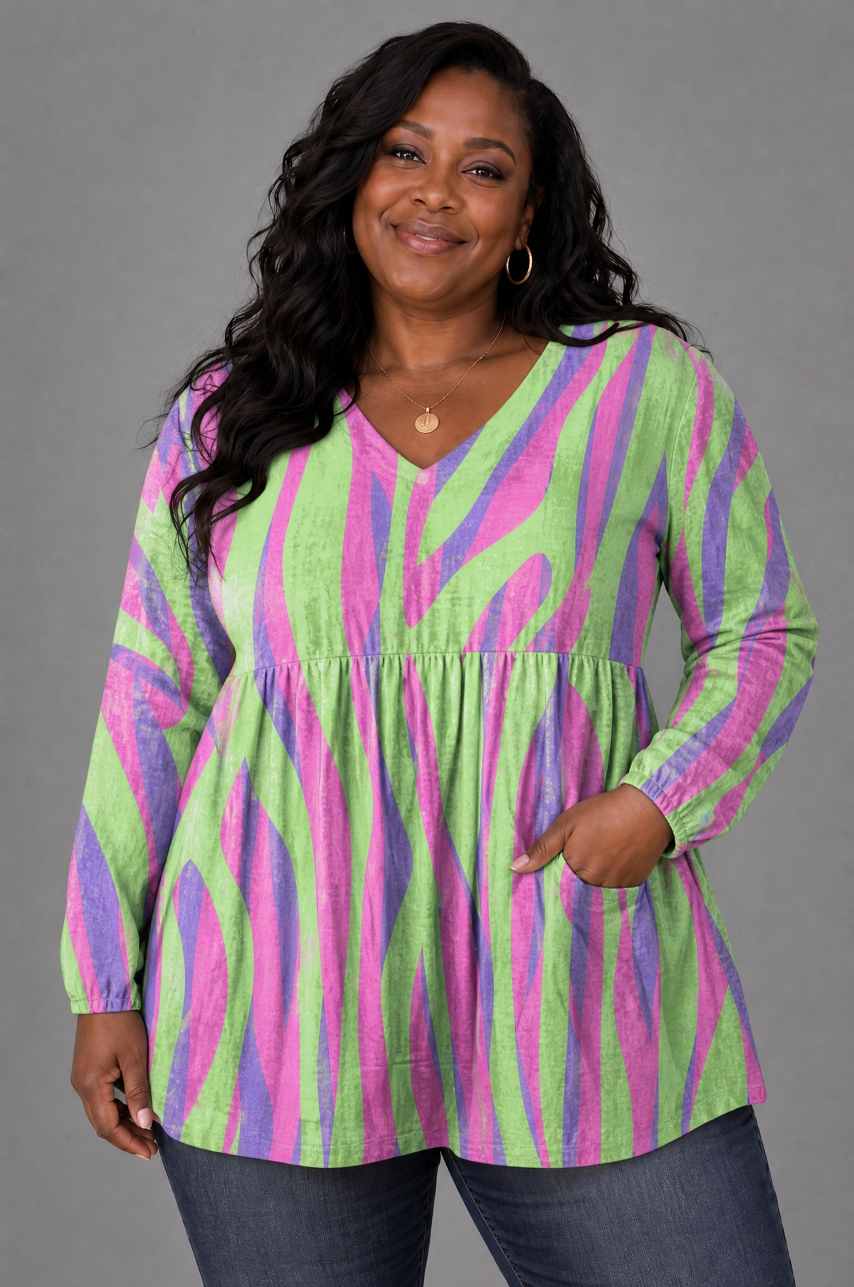 Oceane - Long Blouse with V-Neck