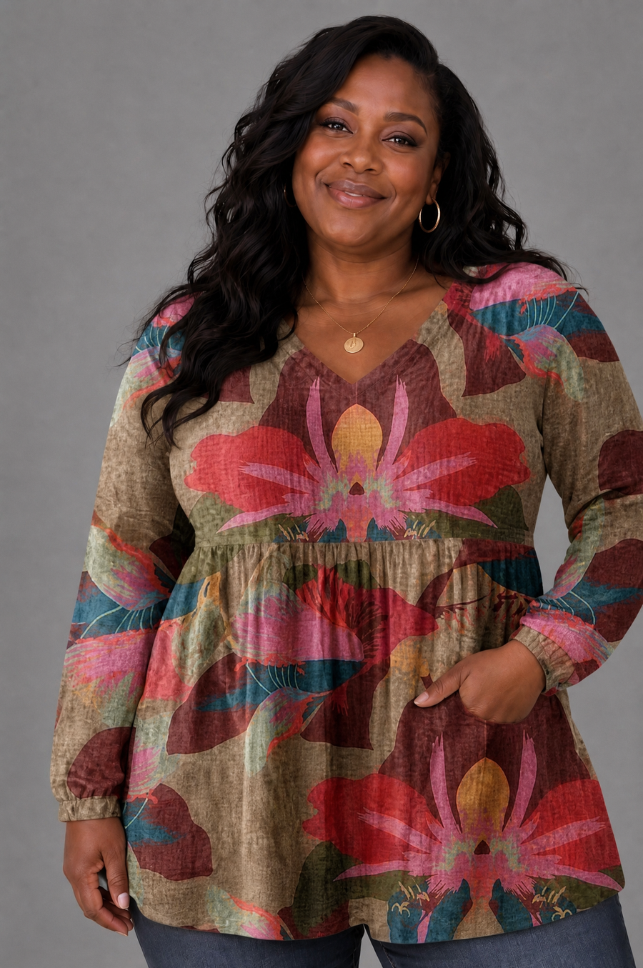 Sarah - Long Blouse with V-Neck