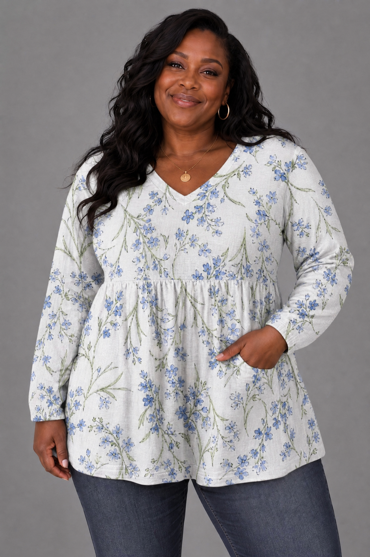 Jeanne - Long Blouse with V-Neck