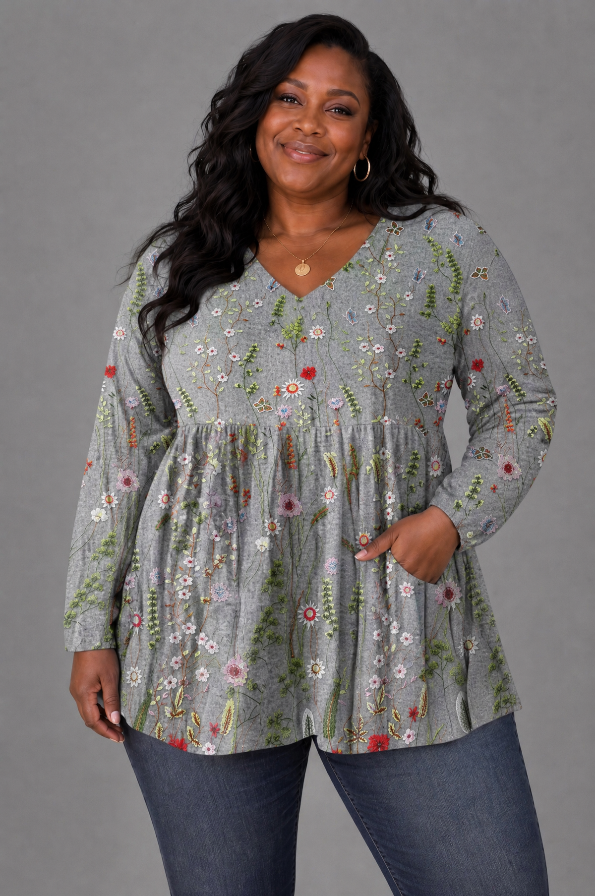 Amelie - Long Blouse with V-Neck