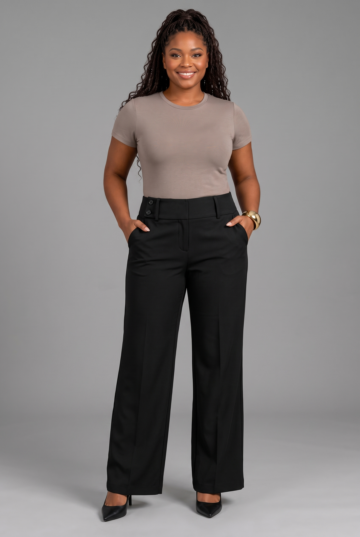 Arrielle in Black