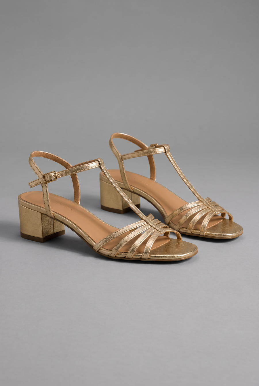 Allegra in Gold