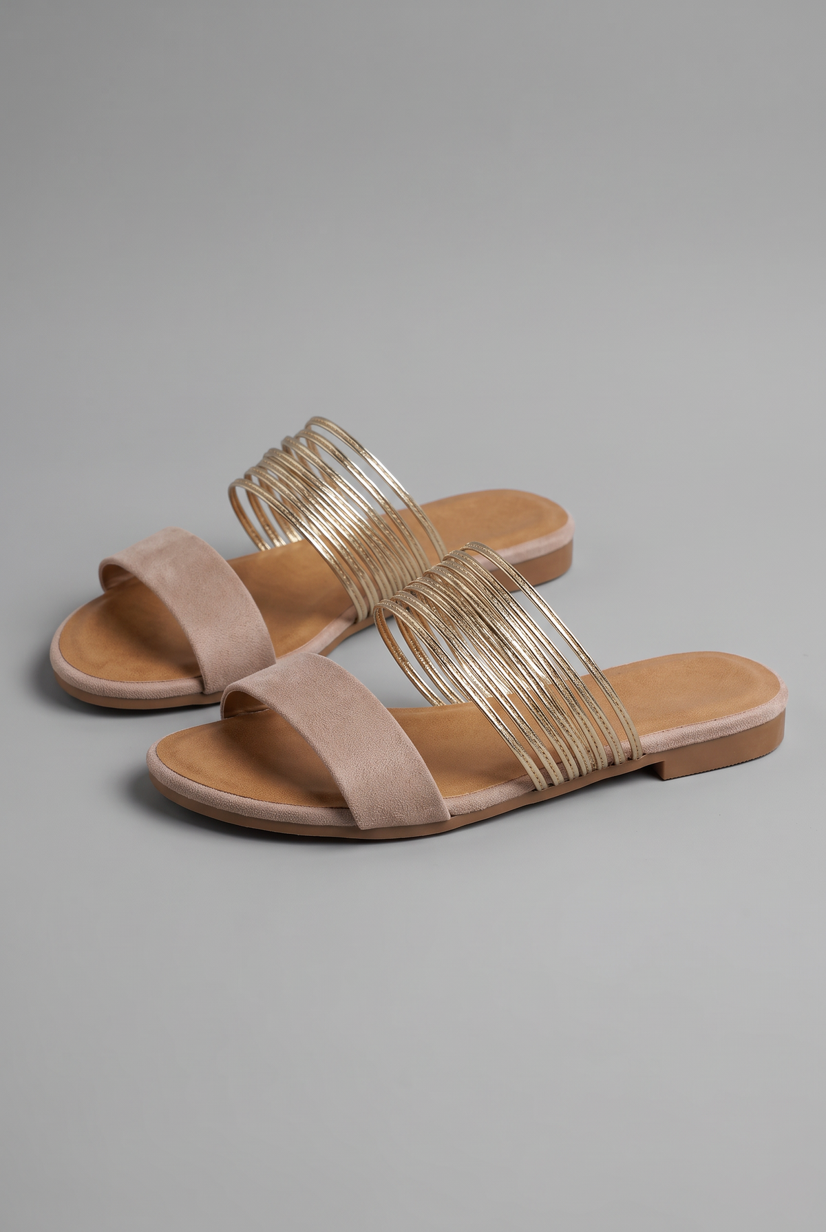 Lioraen in Khaki