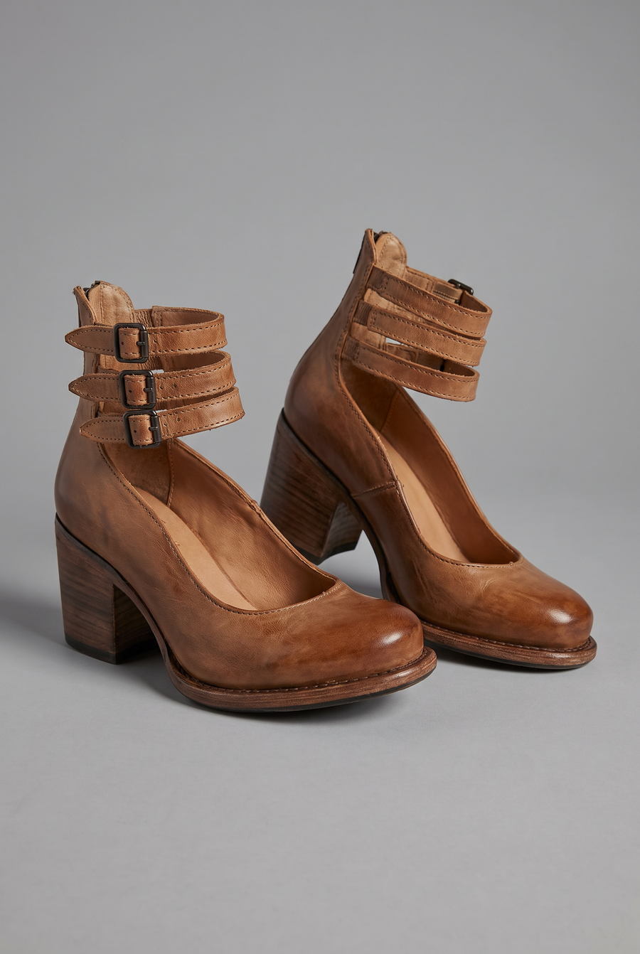 Milena in Brown