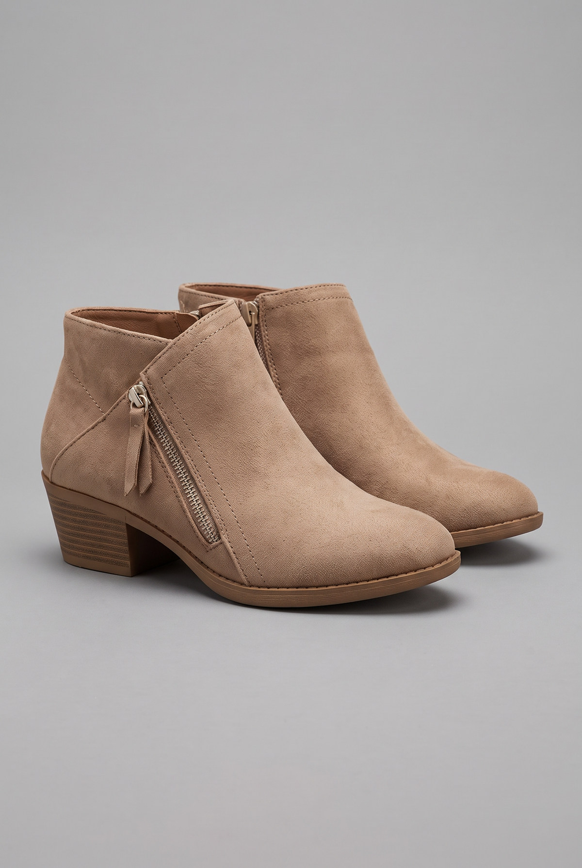 Sophie in Beige