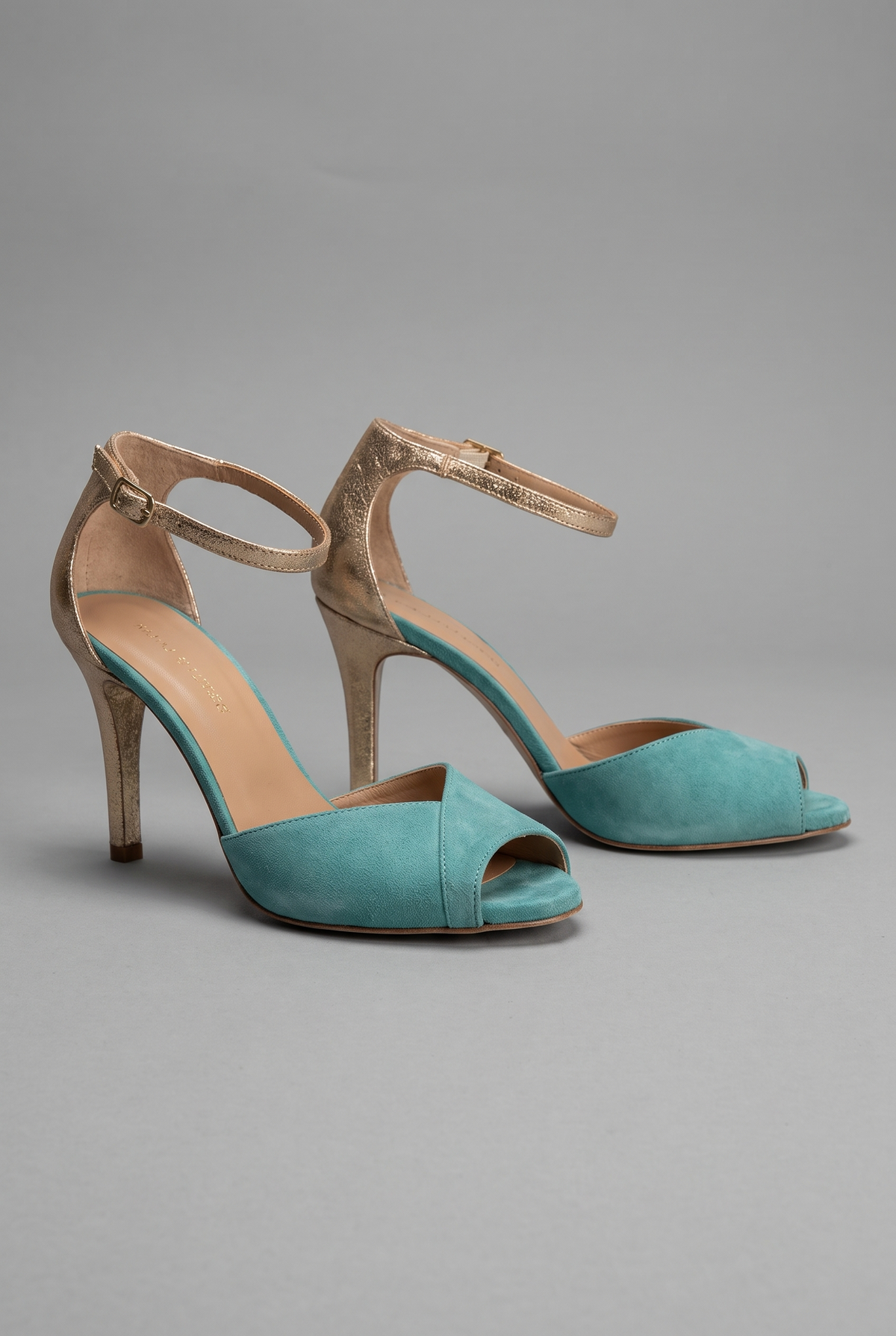 Nolavie in Aqua Green